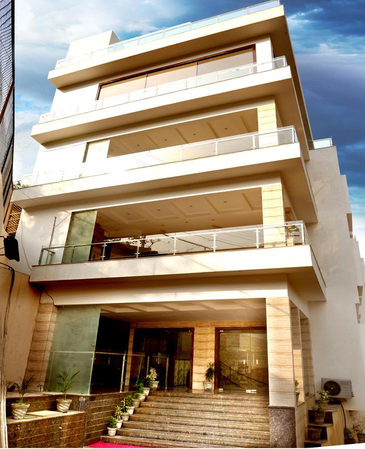 Hotel Trance Ganga Tapovan Extérieur photo